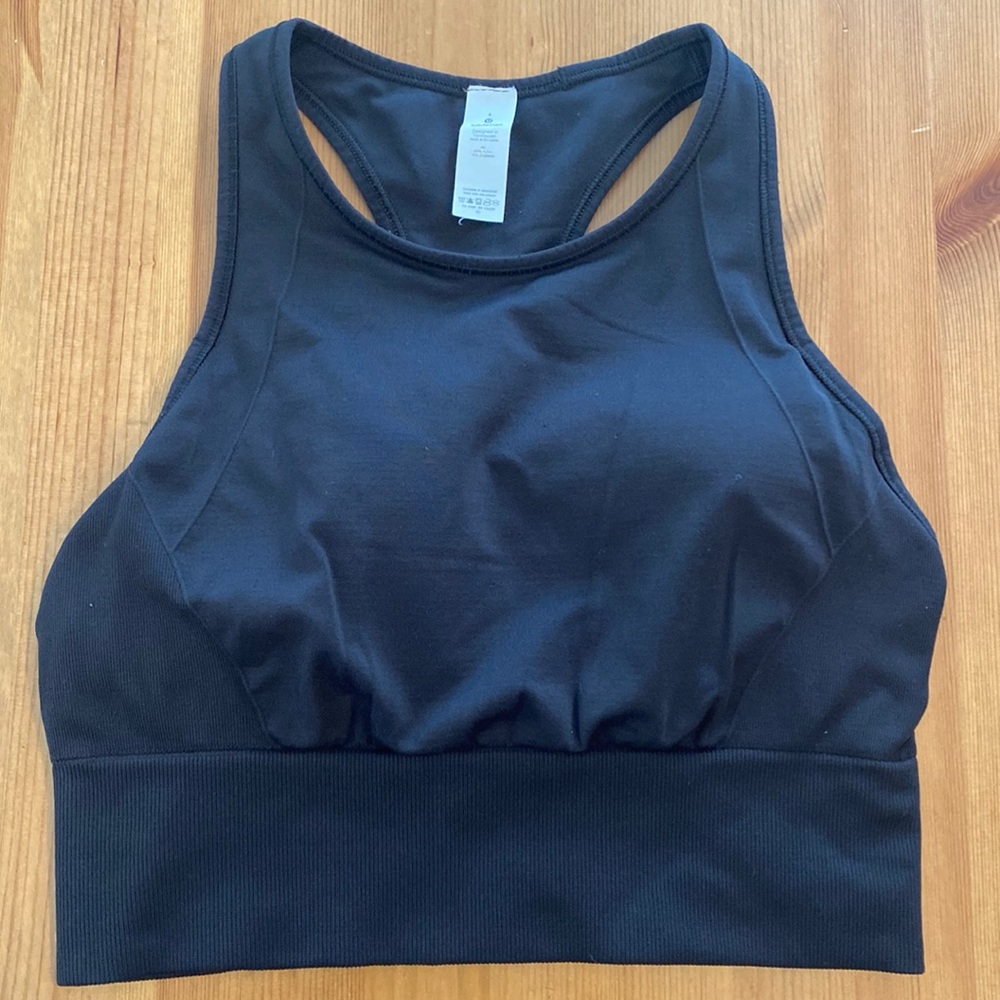 Lululemon Ebb to Train (Black, size 6)